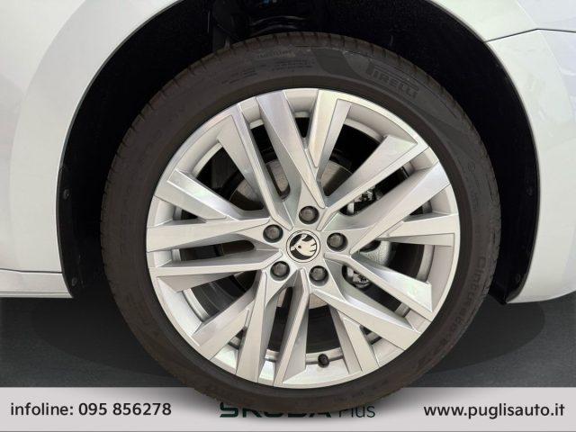 SKODA Octavia usata, con Fari LED