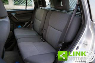 TOYOTA RAV 4 usata, con Controllo automatico clima