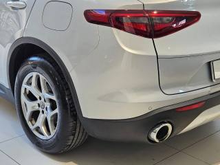 ALFA ROMEO Stelvio usata, con Cerchi in lega