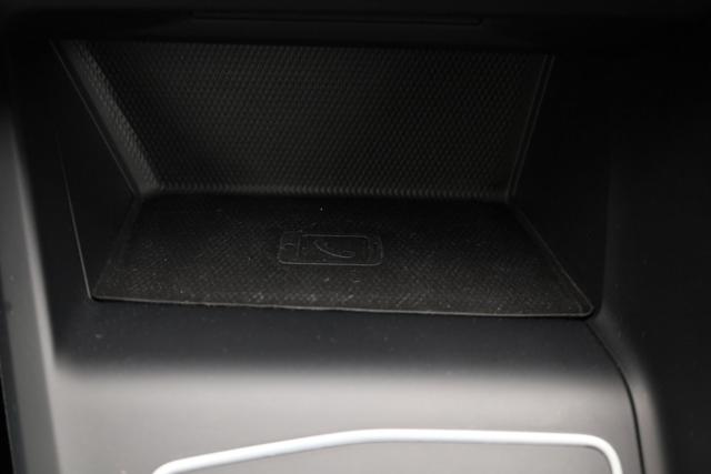 VOLKSWAGEN Golf Variant usata, con Luci diurne LED
