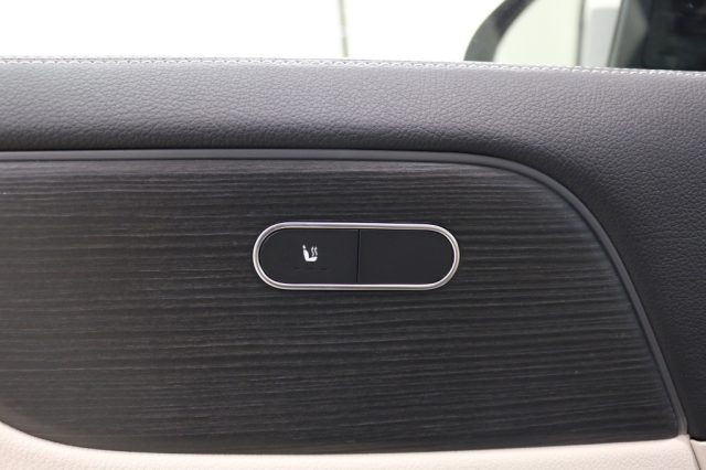 MERCEDES-BENZ GLA 200 usata, con Specchietti laterali elettrici