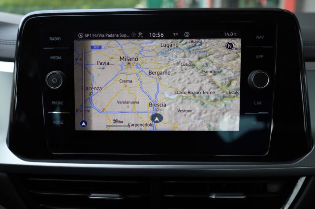 VOLKSWAGEN T-Roc usata, con Pacchetto sportivo