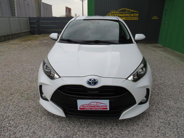 TOYOTA Yaris usata, con Autoradio