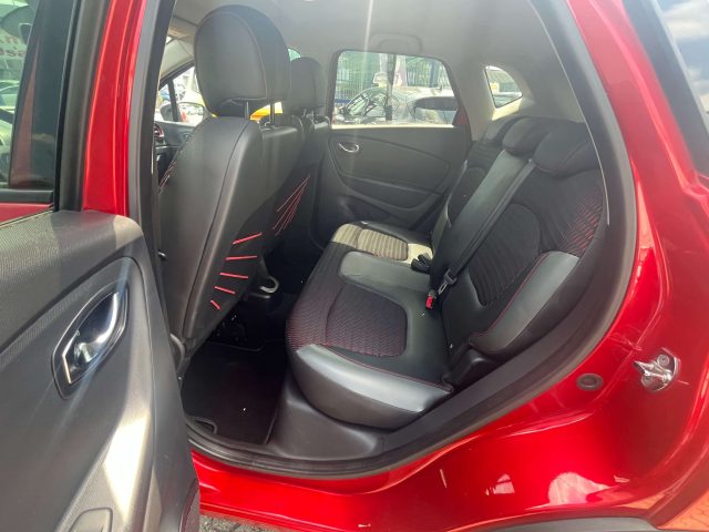 RENAULT Captur usata, con Alzacristalli elettrici