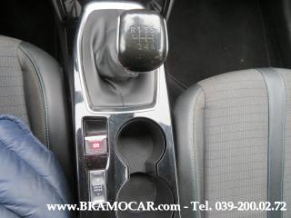PEUGEOT 208 usata, con USB