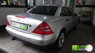 MERCEDES-BENZ SLK 200 usata, con Cerchi in lega