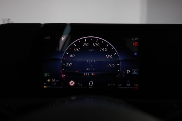 MERCEDES-BENZ A 180 usata 6