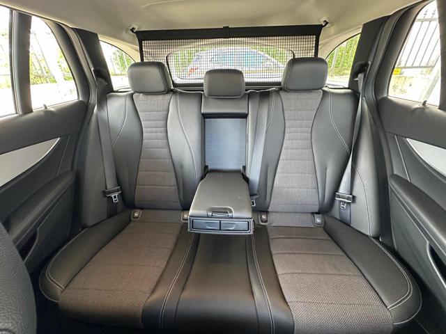 MERCEDES-BENZ E 200 usata, con Regolazione elettrica sedili