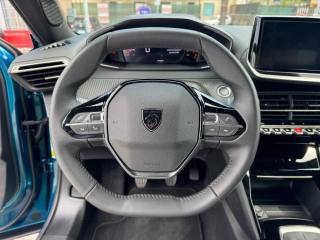PEUGEOT 2008 usata, con Cruise Control