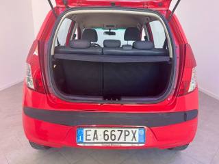 HYUNDAI i10 usata 11