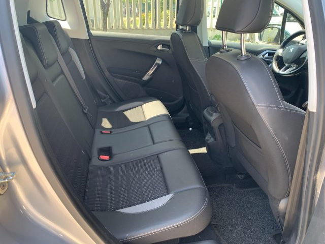 PEUGEOT 2008 usata, con Controllo automatico clima