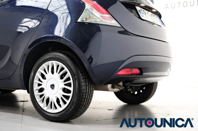 LANCIA Ypsilon usata 36
