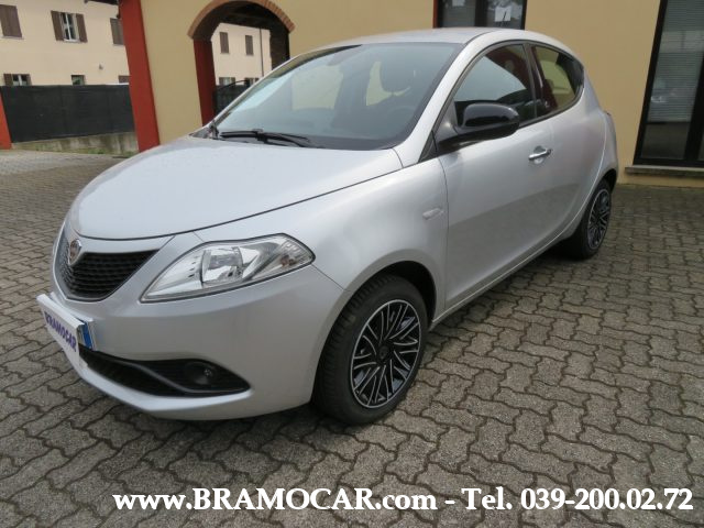 LANCIA Ypsilon usata, con Airbag