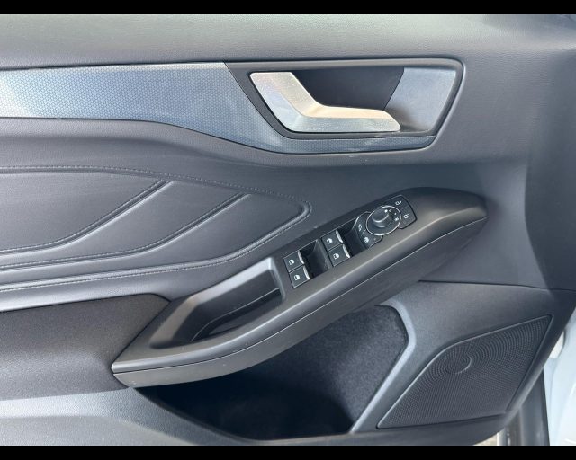 FORD Focus usata, con Servosterzo