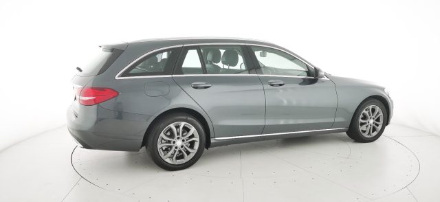 MERCEDES-BENZ C 200 usata, con Volante in pelle