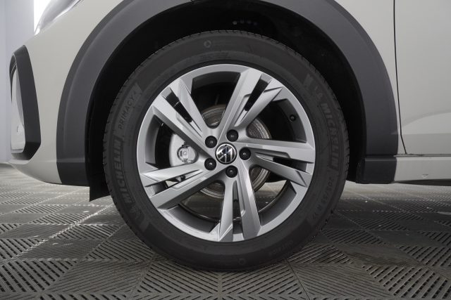 VOLKSWAGEN Taigo usata 15