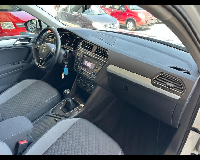 VOLKSWAGEN Tiguan usata, con Sistema di navigazione