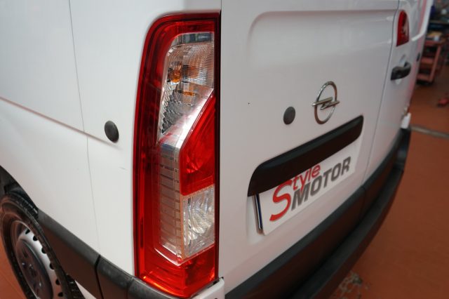 OPEL Movano usata, con Bluetooth