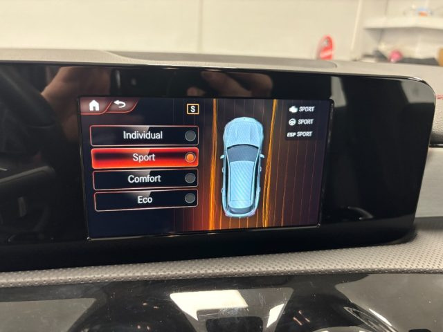 MERCEDES-BENZ CLA 200 usata, con Sedili riscaldati