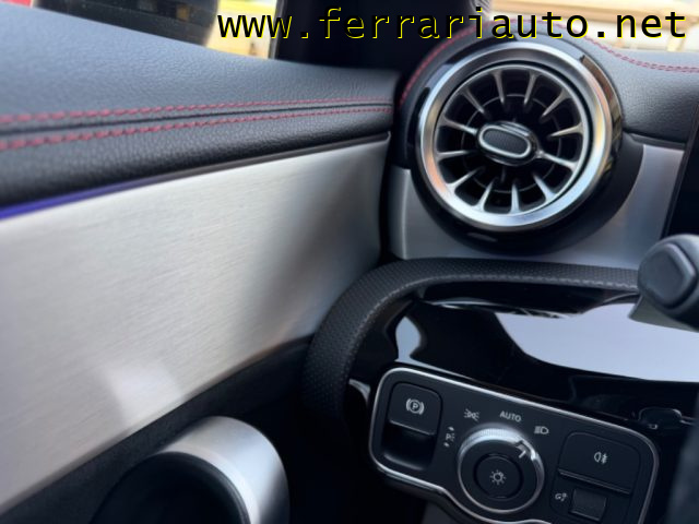 MERCEDES-BENZ CLA 200 usata, con Volante in pelle
