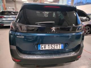 PEUGEOT 5008 usata, con Bracciolo