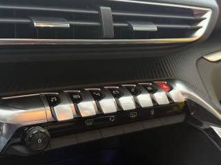 PEUGEOT 3008 usata, con Touch screen