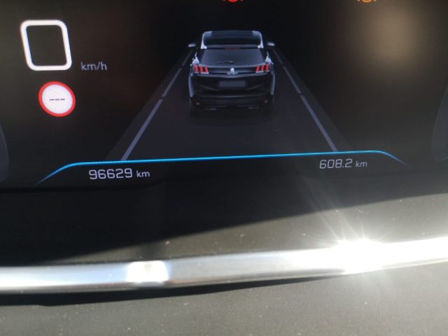 PEUGEOT 3008 usata, con Controllo elettronico della corsia