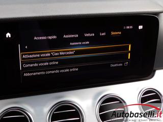 MERCEDES-BENZ E 220 usata, con Sistema di parcheggio automatico