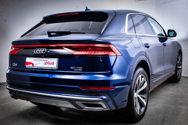 AUDI Q8 usata, con Airbag