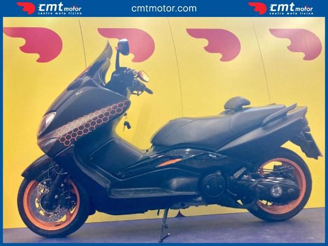 YAMAHA T-Max 500 usata 2