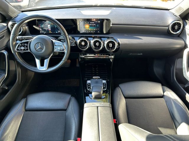 MERCEDES-BENZ A 180 usata, con Cerchi in lega