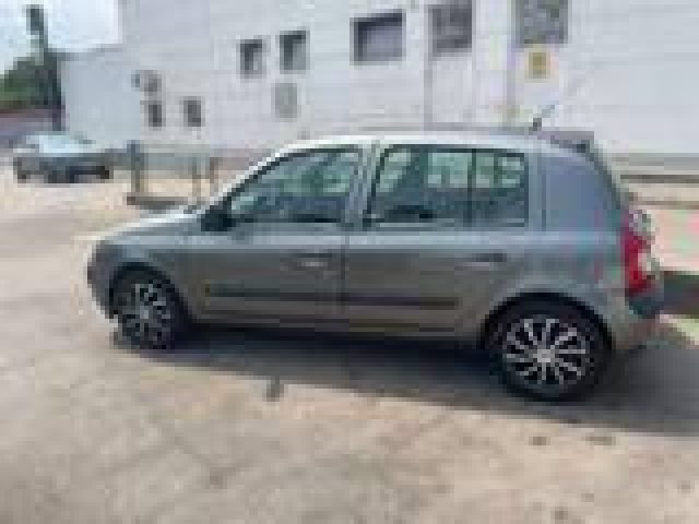 RENAULT Clio usata, con Airbag laterali