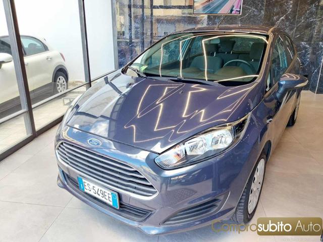 FORD Fiesta usata, con ABS