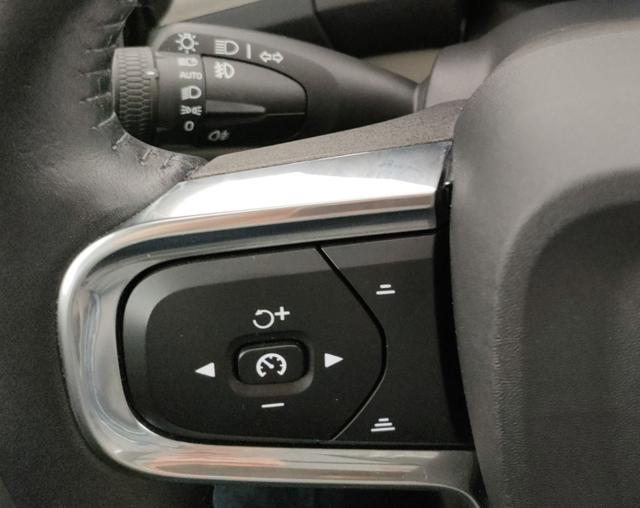 VOLVO XC40 usata, con Park Distance Control