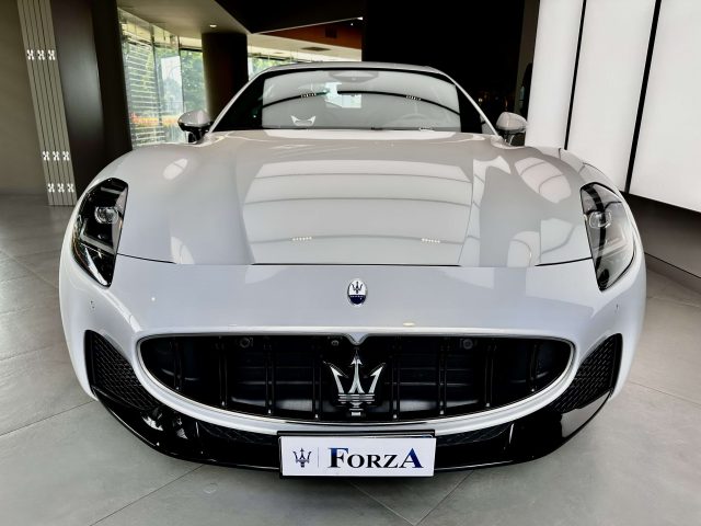 MASERATI GranTurismo usata, con Airbag