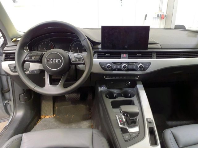 AUDI A4 usata, con Autoradio