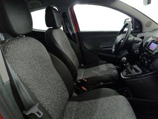 LANCIA Ypsilon usata, con Servosterzo