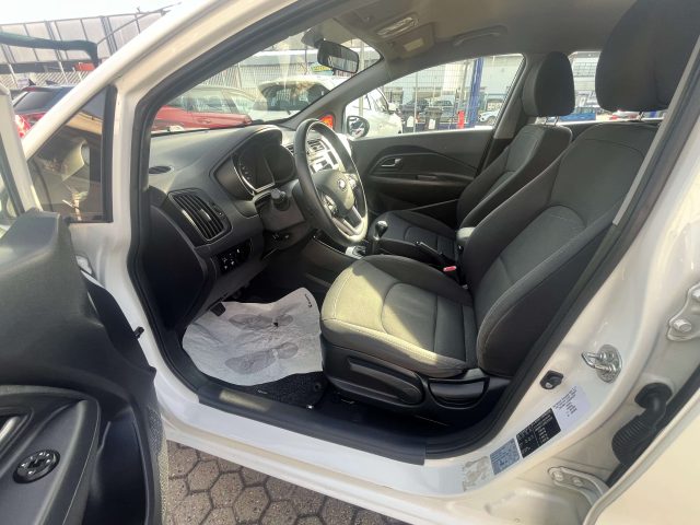 KIA Rio usata, con Alzacristalli elettrici