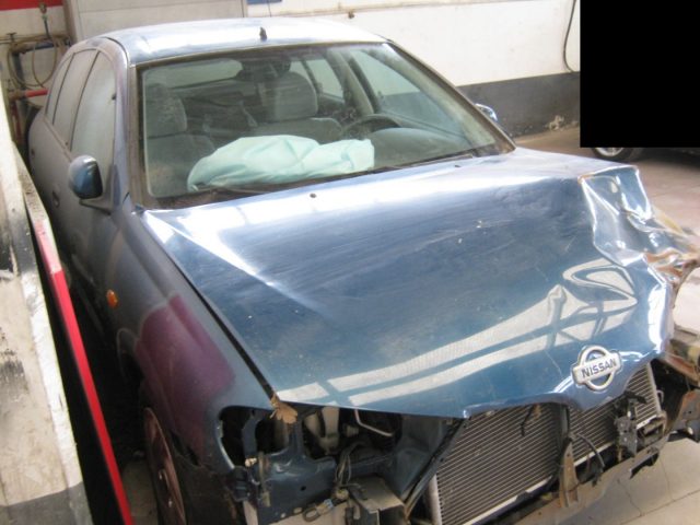 NISSAN Almera usata, con Airbag laterali