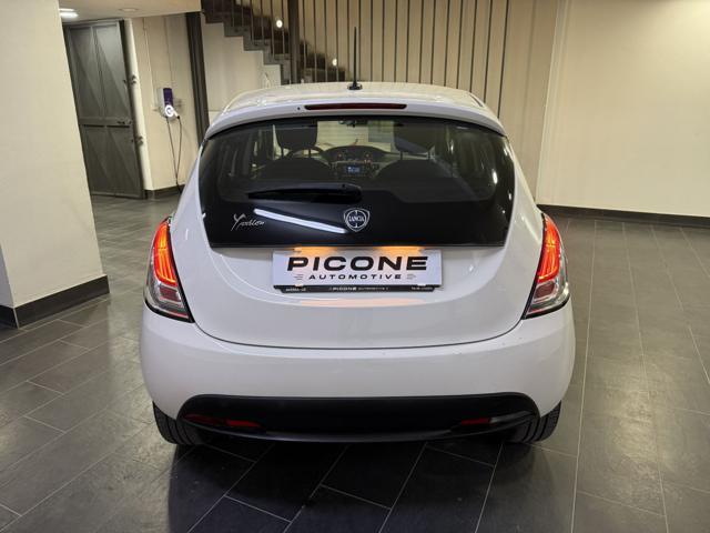 LANCIA Ypsilon usata, con Autoradio
