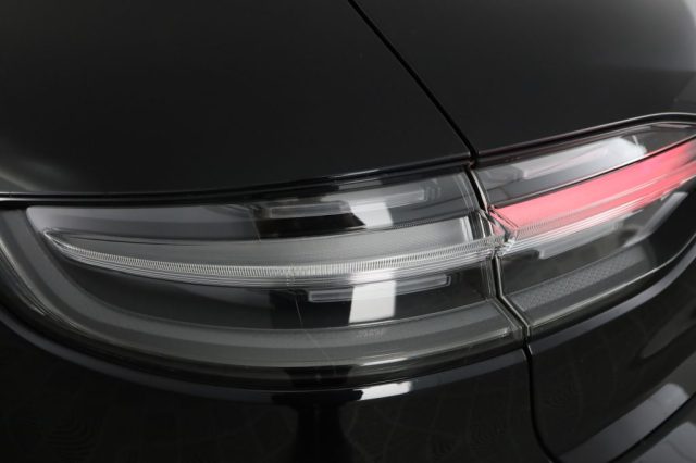 PORSCHE Macan usata 16