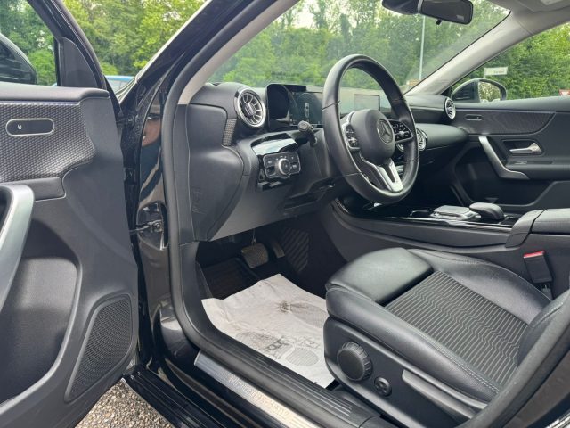 MERCEDES-BENZ A 200 usata, con Chiusura centralizzata