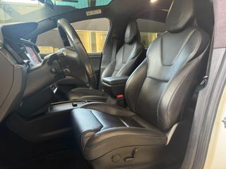 TESLA Model X usata, con Autoradio