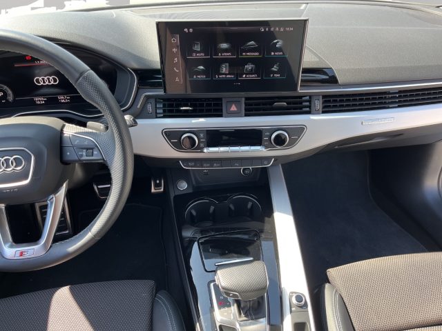 AUDI A4 usata, con Fari LED