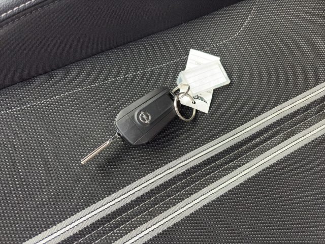 OPEL Corsa usata, con Bluetooth