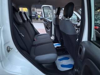 FIAT New Panda usata, con USB
