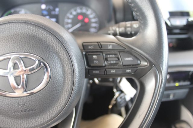 TOYOTA Yaris usata, con Airbag testa