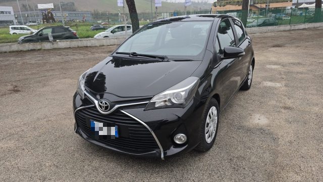 TOYOTA Yaris usata, con ABS