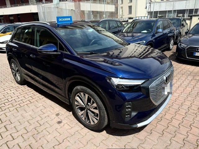 AUDI Q4 e-tron usata, con Airbag laterali