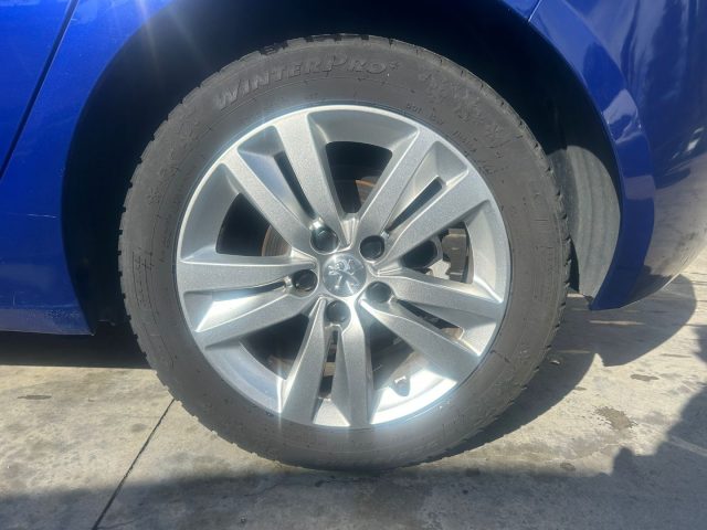 PEUGEOT 308 usata, con Sistema di navigazione